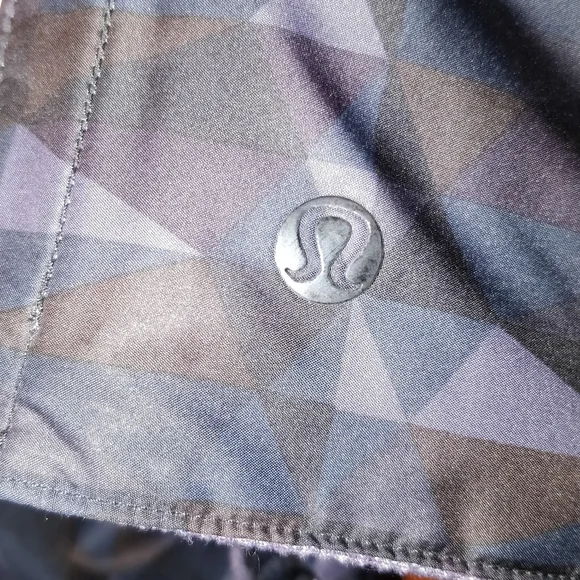 Lululemon down wrap - Picture 2 of 5